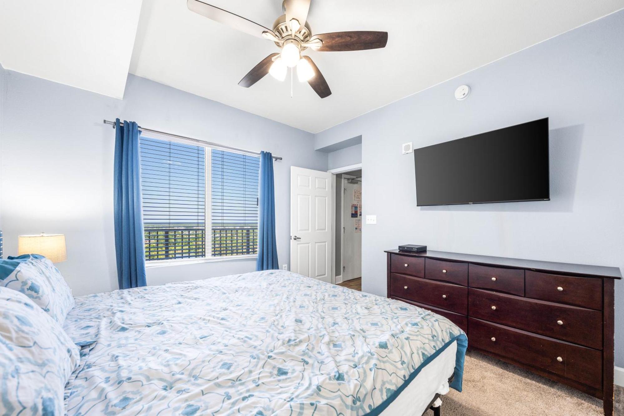 Apartment Beautiful Front Condo! - Tidewater 1804
