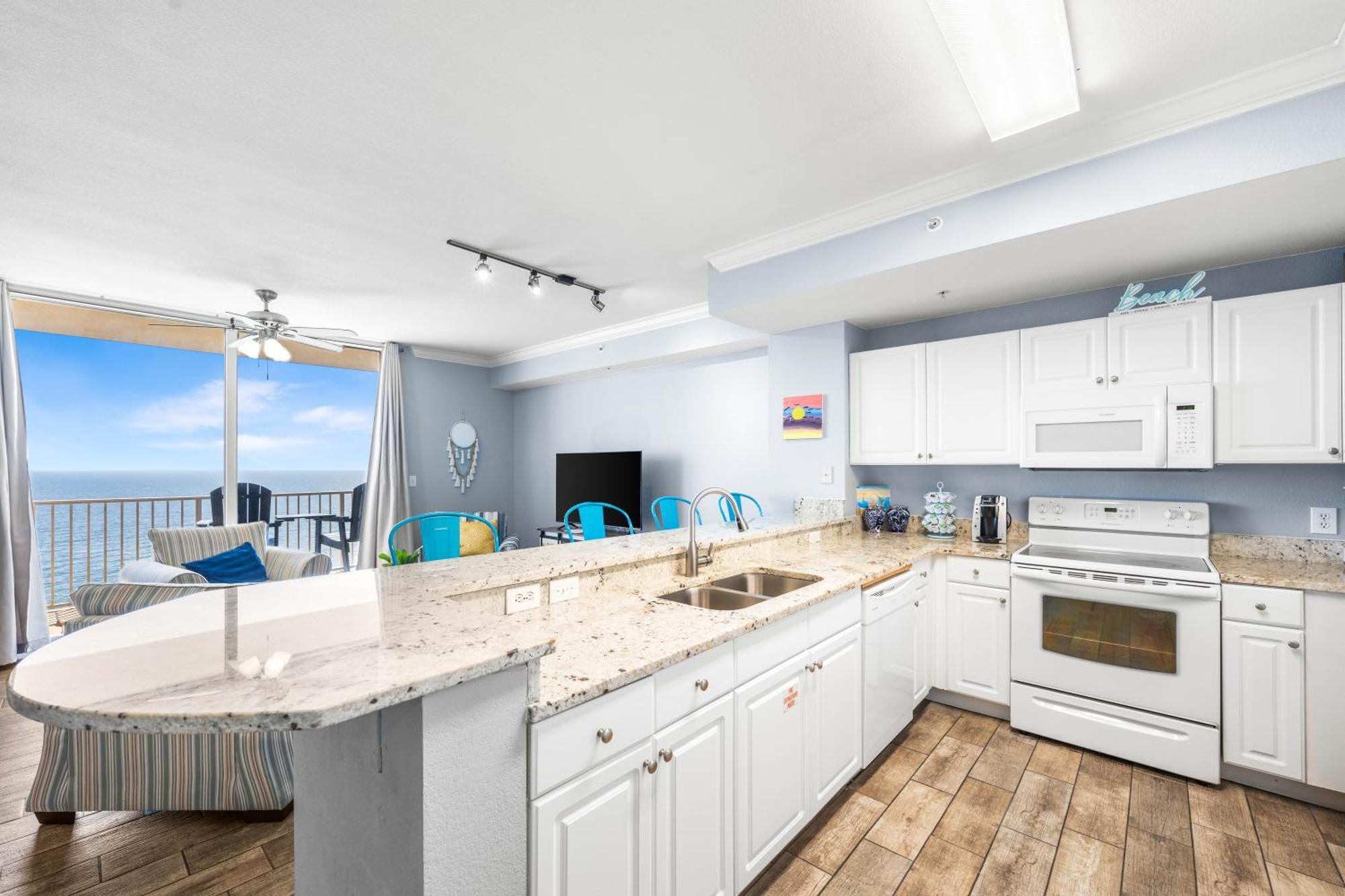 Apartment Beautiful Front Condo! - Tidewater 1804