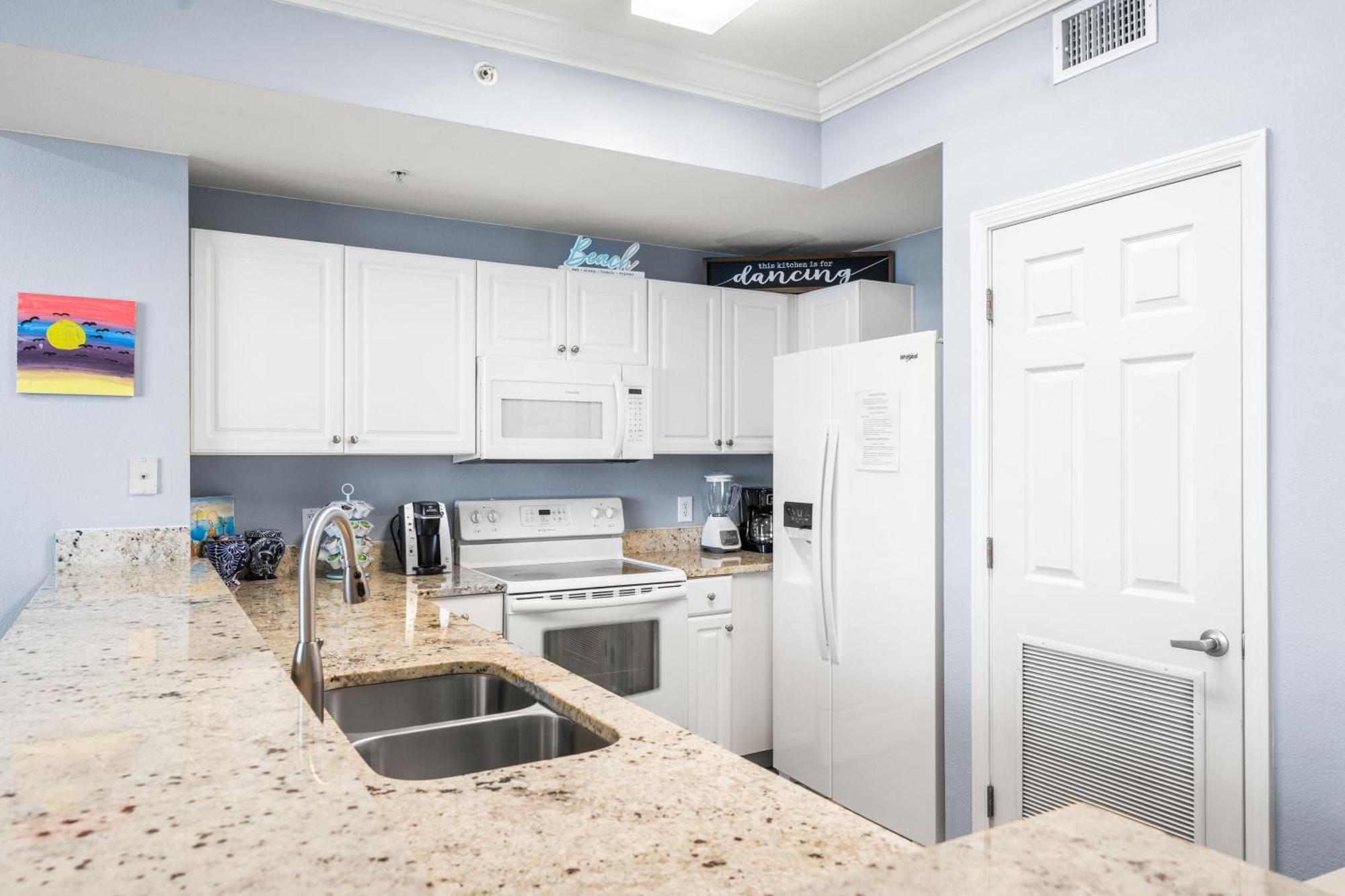 Beautiful Front Condo! - Tidewater 1804 Apartment Panama City Beach
