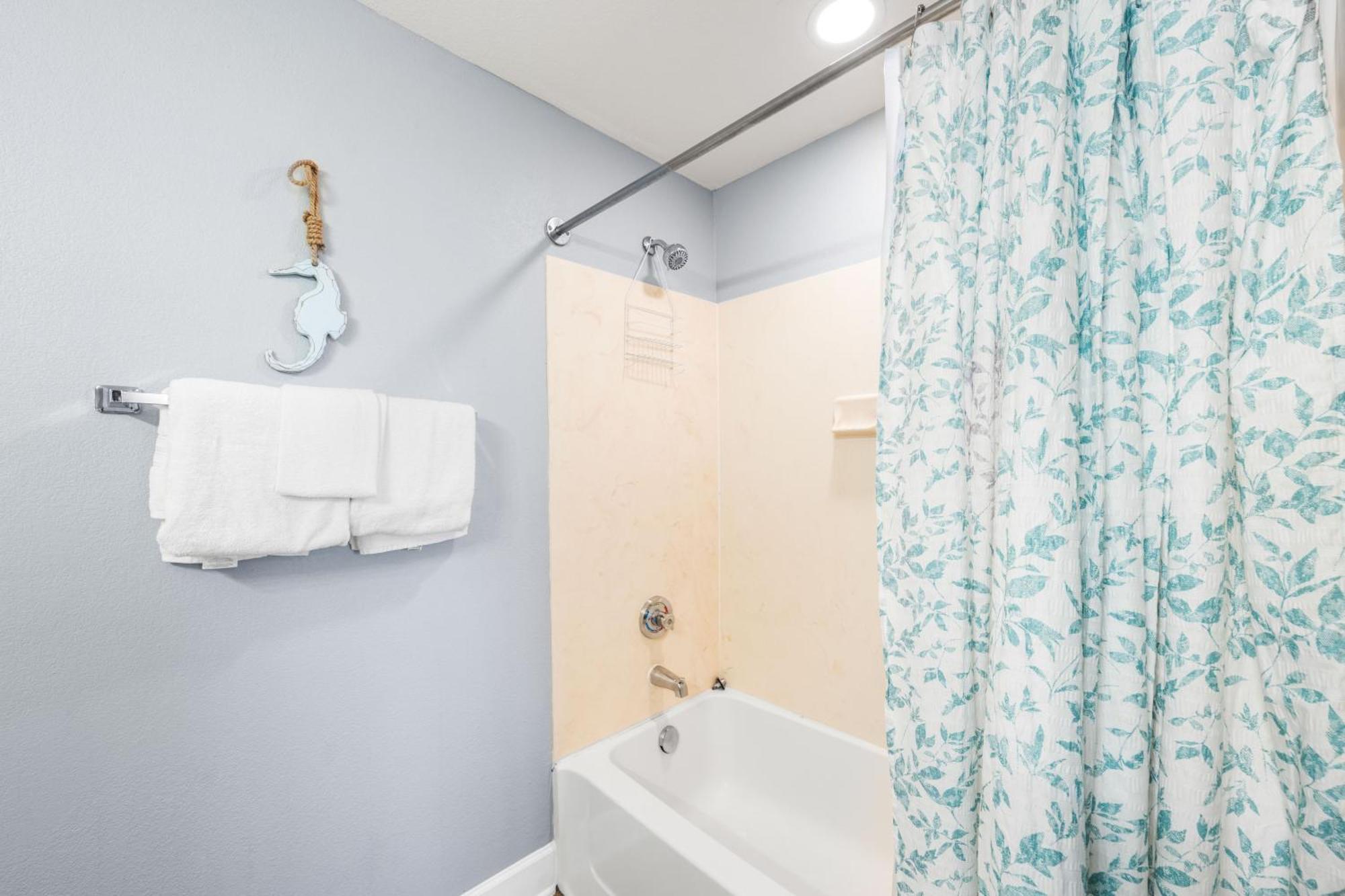 Beautiful Front Condo! - Tidewater 1804 * Panama City Beach