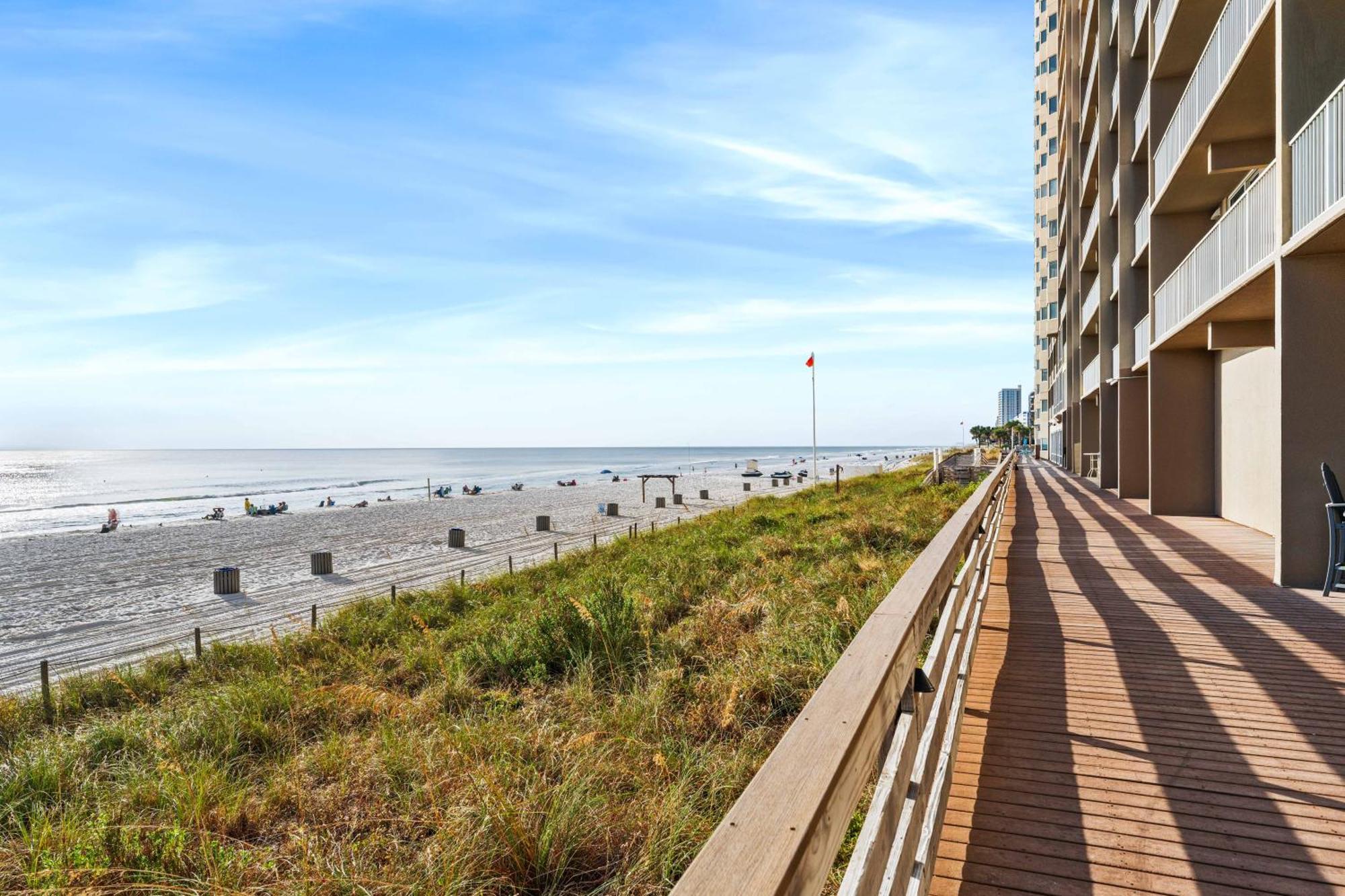 Beautiful Front Condo! - Tidewater 1804 Apartment