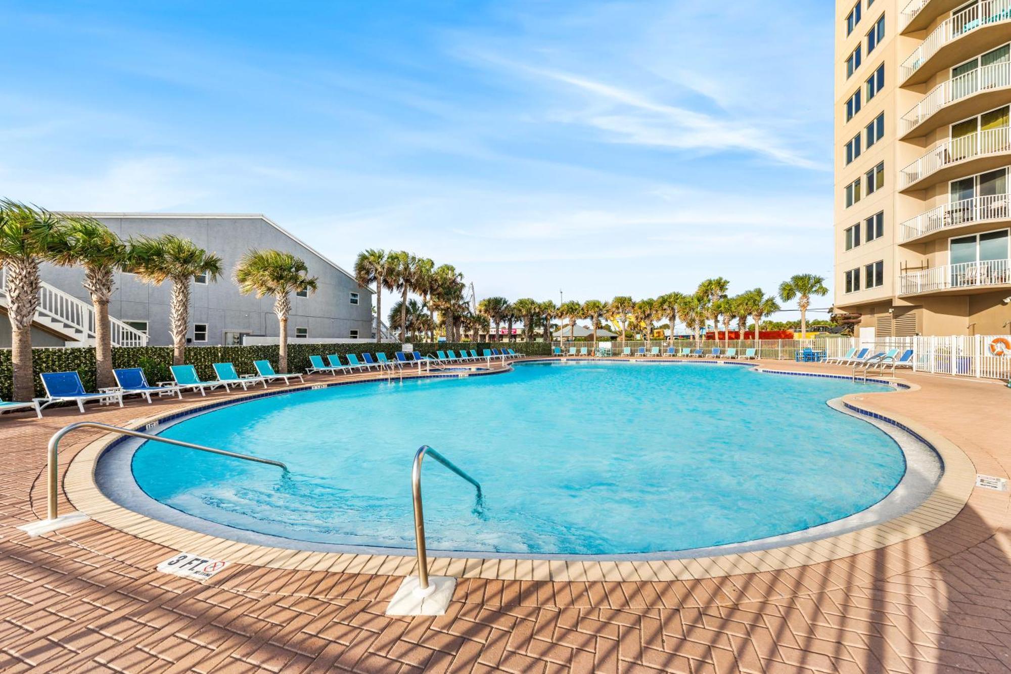 Apartment Beautiful Front Condo! - Tidewater 1804